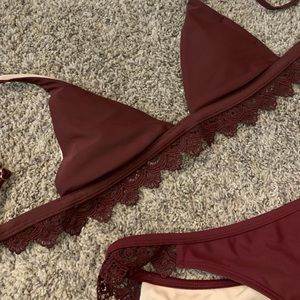 Kendall & Kylie bikini